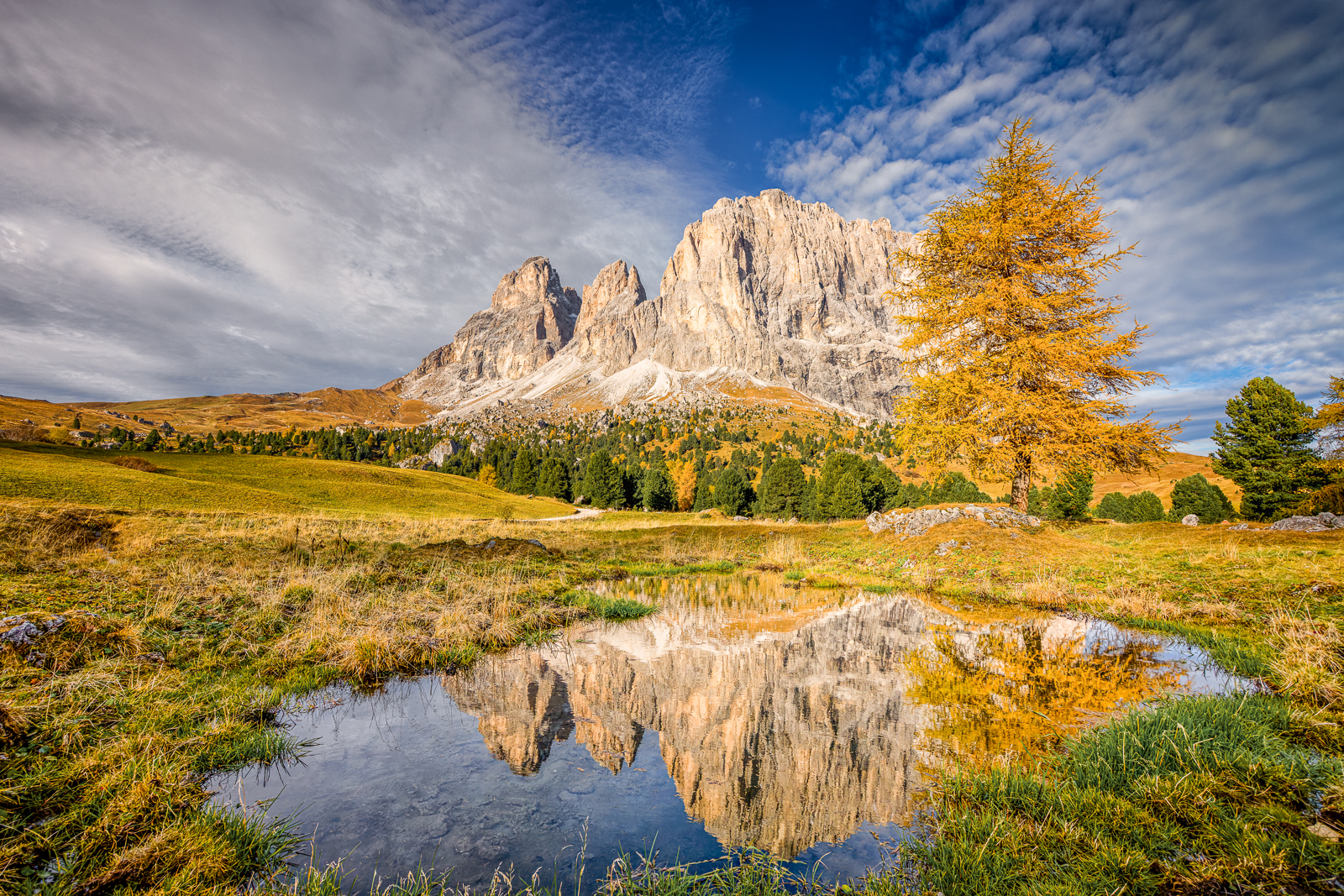 Gruppo del Sassolungo, Dolomites, Italy